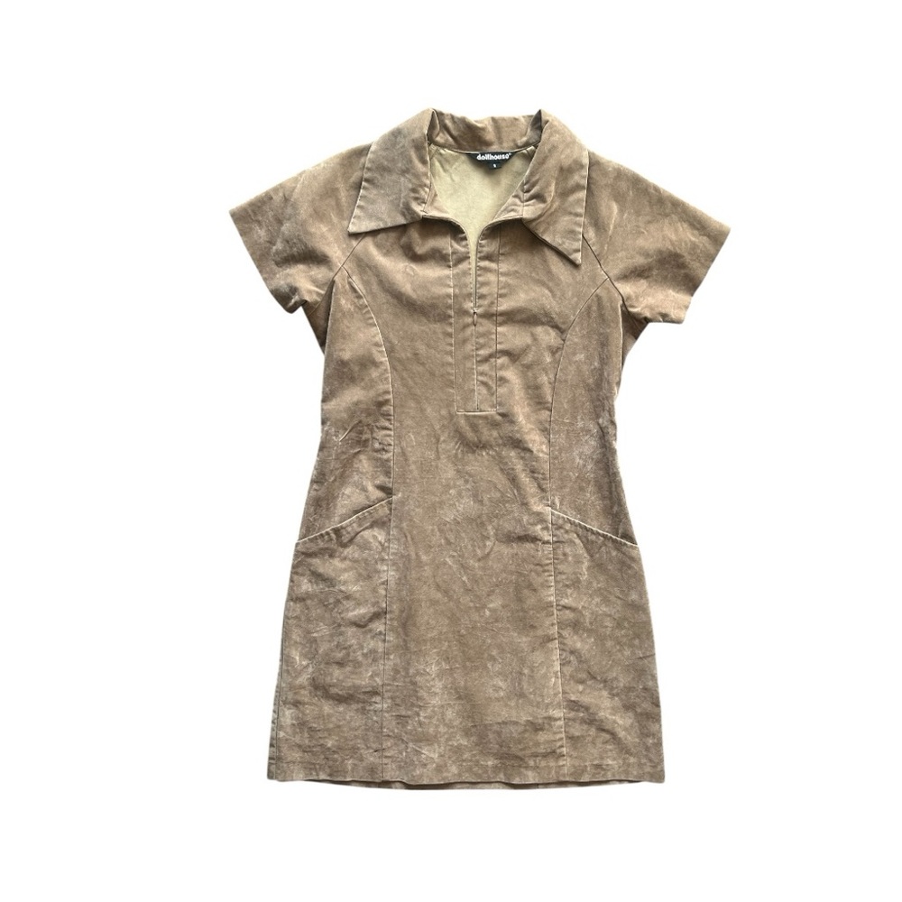 𝐃𝐎𝐋𝐋𝐇𝐎𝐔𝐒𝐄 velvet Mini Dress – Size S 🤎